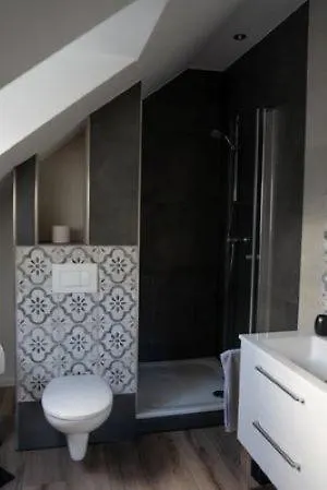 Zentral Gelegene Διαμέρισμα Μπίλεφελντ